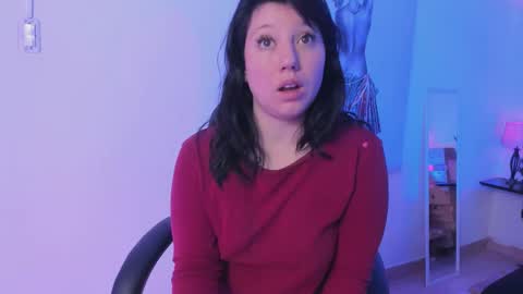 Angela online show from 09-29-25, 11:37