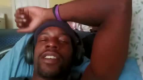 Snapshot of jeramiahstoudmire12 chatting on 10-18-25, 05:35 Youngest Brother online show from 10-18-25, 05:35