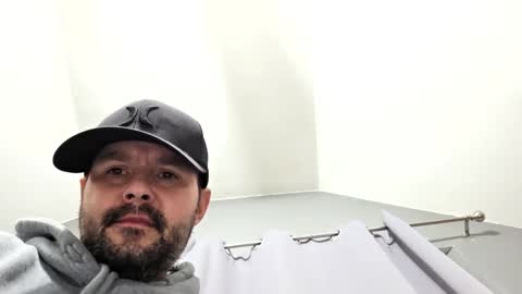 Lous online show from 12-17-25, 07:25