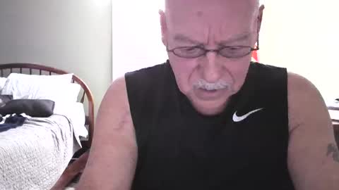 Snapshot of jerkingmanforyou chatting on 02-17-26, 01:13 jerkingmanforyou online show from 02-17-26, 01:13