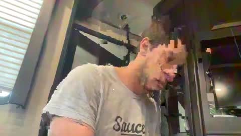 Jerry Hung online show from 01-11-25, 05:18