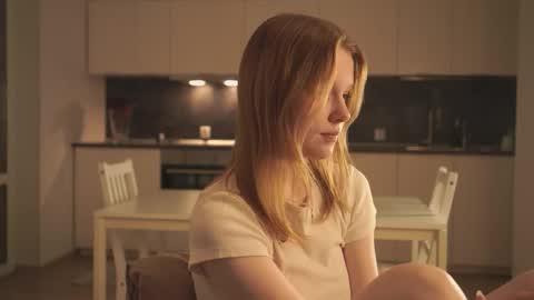 Molly online show from 10-15-25, 03:34