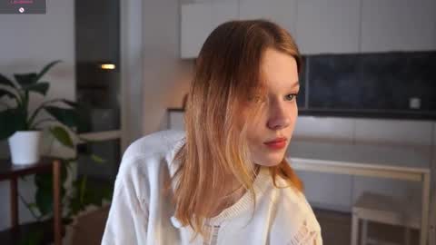 Molly online show from 12-19-25, 03:19