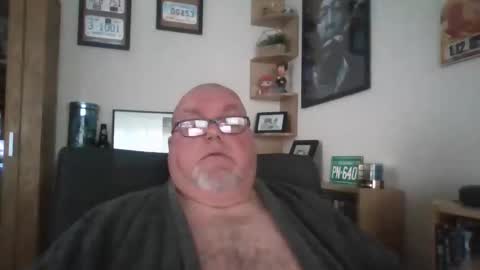 Snapshot of jerseyhammer01 chatting on 11-13-25, 09:08 Harry online show from 11-13-25, 09:08