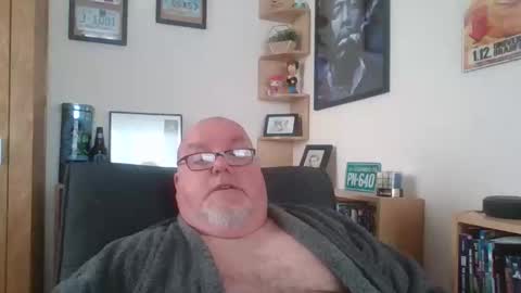 Snapshot of jerseyhammer01 chatting on 11-16-25, 10:21 Harry online show from 11-16-25, 10:21