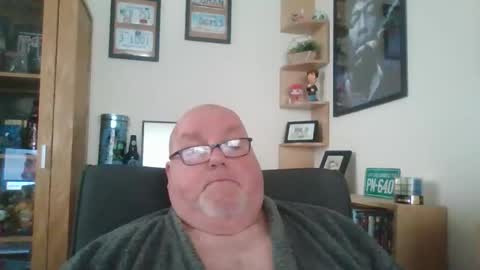 Snapshot of jerseyhammer01 chatting on 11-20-25, 08:47 Harry online show from 11-20-25, 08:47