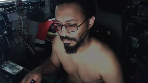 Snapshot of jerzey2k2 chatting on 02-18-26, 06:59 Jerzey2k2 aka the Alpha online show from 02-18-26, 06:59