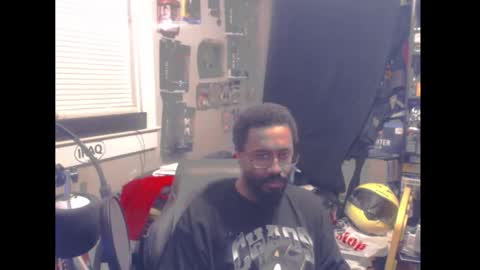 Snapshot of jerzey2k2 chatting on 02-22-26, 01:51 Jerzey2k2 aka the Alpha online show from 02-22-26, 01:51