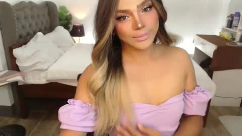 Snapshot of jesie_hot69 chatting on 02-26-25, 10:47 jesie_hot69 online show from 02-26-25, 10:47