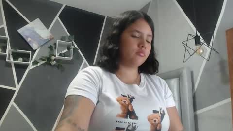 jess_beaut online show from 02-14-25, 09:21