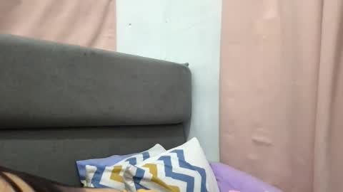 Jessa online show from 02-06-25, 02:48