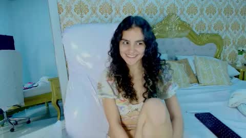 Snapshot of jessb_ chatting on 10-17-25, 08:33 jessb_ online show from 10-17-25, 08:33