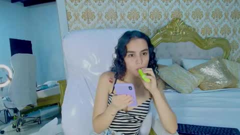 Snapshot of jessb_ chatting on 10-20-25, 07:03 jessb_ online show from 10-20-25, 07:03