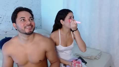 Snapshot of jessdant_luv chatting on 10-30-25, 04:36 Hello we are Jesse and Dante. online show from 10-30-25, 04:36