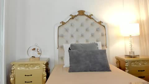 jessi lopez45 online show from 01-16-26, 07:40