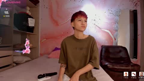 Snapshot of jessi_rossee chatting on 02-19-26, 08:27 Jessi online show from 02-19-26, 08:27