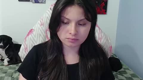 Snapshot of jessica_gomezz chatting on 10-30-25, 10:32 Jessica gomez online show from 10-30-25, 10:32