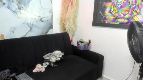 Snapshot of jessica_latina777 chatting on 12-17-25, 09:21 JESSICA online show from 12-17-25, 09:21