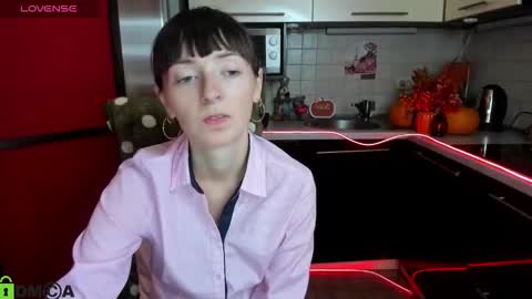 jessicaforris online show from 11-05-25, 07:52