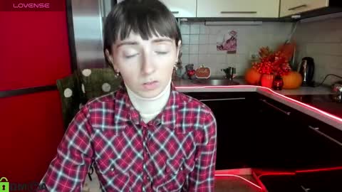 jessicaforris online show from 11-17-25, 07:58