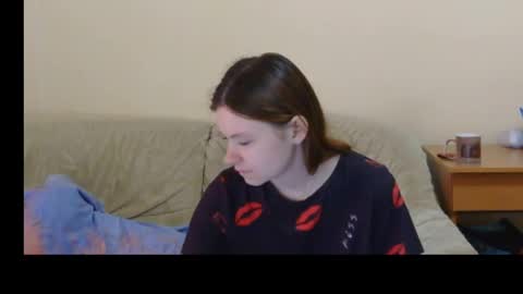 Snapshot of jessicaholland1 chatting on 04-15-26, 06:53 jessicaholland1 online show from 04-15-26, 06:53