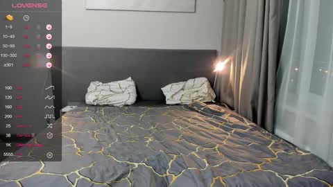 JessicaMooon online show from 11-09-25, 06:28