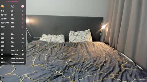 JessicaMooon online show from 02-25-26, 01:15