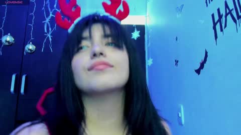 jessicared18 online show from 12-11-24, 07:46