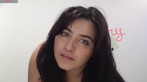 jessicared18 online show from 02-05-25, 01:11