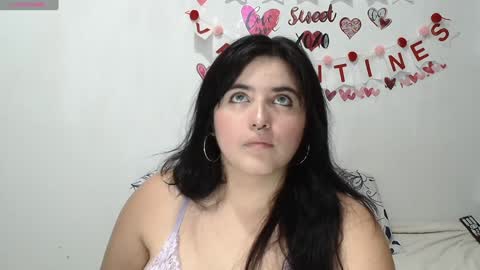 jessicared18 online show from 02-08-25, 10:50