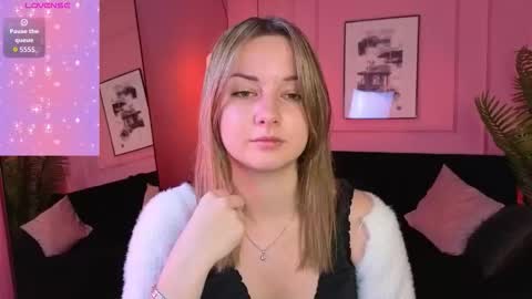 Snapshot of jessie_cuti chatting on 10-22-25, 05:41 Jessie online show from 10-22-25, 05:41