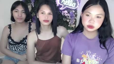 Snapshot of jessiefoxx0 chatting on 02-27-25, 01:17 Jessie online show from 02-27-25, 01:17