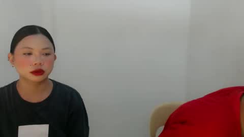 Snapshot of jessiefoxx0 chatting on 03-06-25, 05:03 Jessie online show from 03-06-25, 05:03