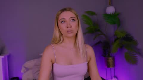 jessiellle online show from 11-04-25, 06:45