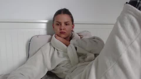 jessieryan online show from 10-05-25, 05:28