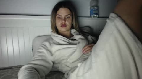 jessieryan online show from 11-28-25, 05:10