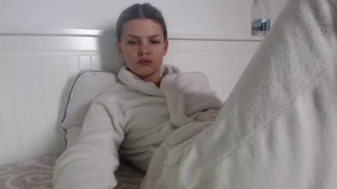 Snapshot of jessiexryan chatting on 02-19-26, 07:26 jessieryan online show from 02-19-26, 07:26