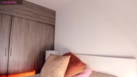 Snapshot of jessiigrey chatting on 01-21-25, 11:34 Jesica grey online show from 01-21-25, 11:34