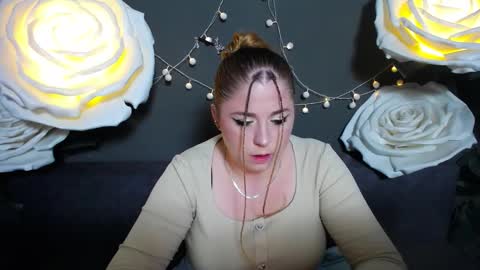 Jess online show from 11-11-25, 07:30