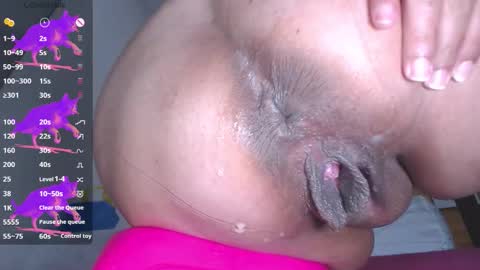 paola online show from 10-17-25, 02:30