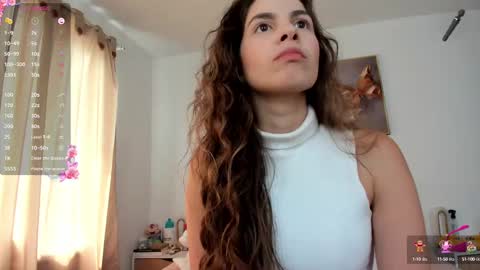 Snapshot of jessye_golden chatting on 02-18-25, 04:05 jessye_golden online show from 02-18-25, 04:05