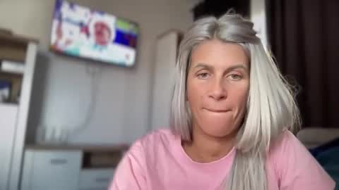 Jessye online show from 10-05-25, 10:13