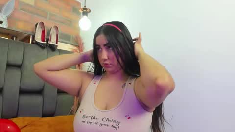 JESSY CORTES online show from 10-18-25, 04:52