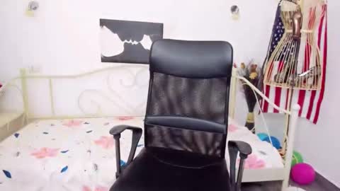 Jessy online show from 01-20-25, 05:59