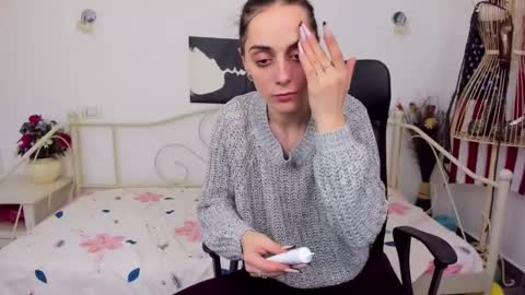 Jessy online show from 01-22-25, 03:40