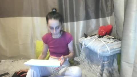 Snapshot of jessystarrr chatting on 11-03-25, 05:03 Jessy online show from 11-03-25, 05:03