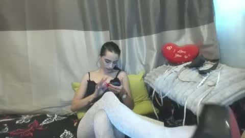 Snapshot of jessystarrr chatting on 11-07-25, 01:44 Jessy online show from 11-07-25, 01:44