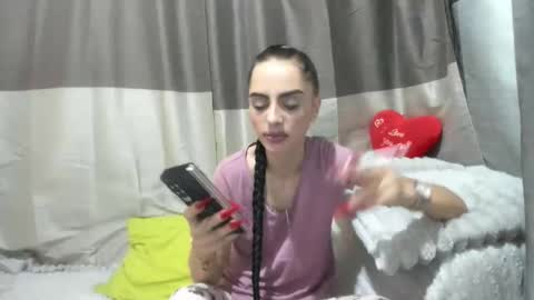 Snapshot of jessystarrr chatting on 11-11-25, 05:24 Jessy online show from 11-11-25, 05:24