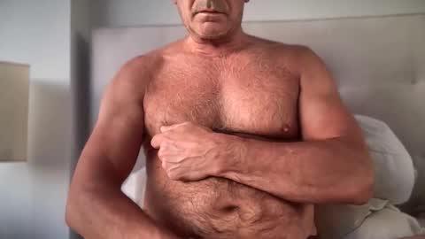 Snapshot of jesuiscoquinoui chatting on 11-29-25, 07:44 Jesuiscoquin online show from 11-29-25, 07:44