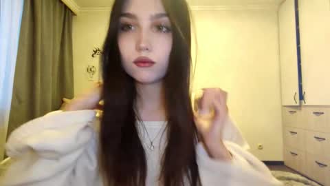 I am Gina ntmu Lets hit 10 Thumbs Up together online show from 02-20-26, 12:16